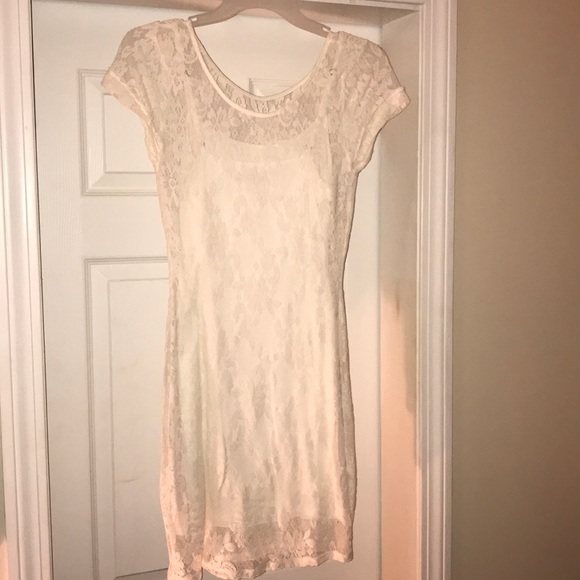 Hollister Dresses & Skirts - Hollister lace dress